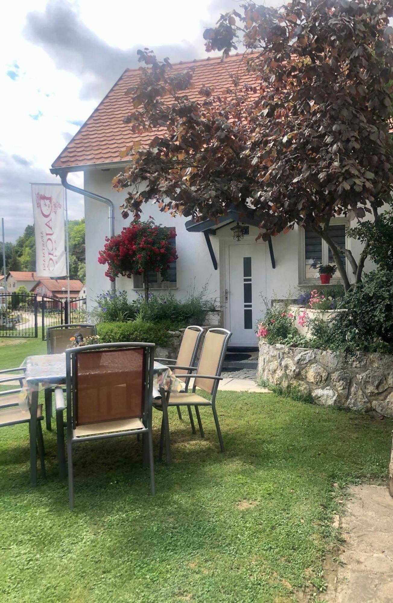 Holiday House Apartments Dajcic Varazdinske Toplice Ngoại thất bức ảnh